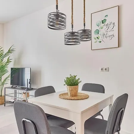 Zentral Und Ruhig Netflix Balkon Parkplatz * بروشسال