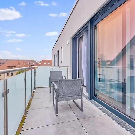 Zentral Und Ruhig Netflix Balkon Parkplatz Apartment