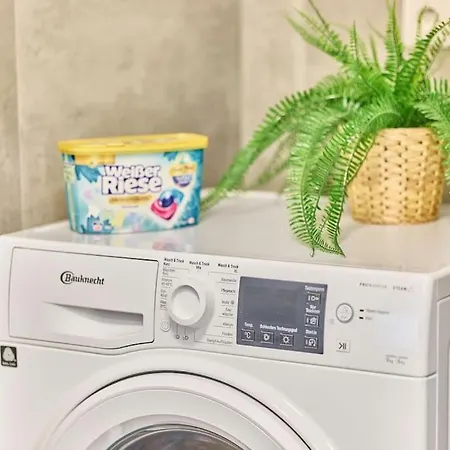 Zentral Und Ruhig Netflix Balkon Parkplatz Bruchsal