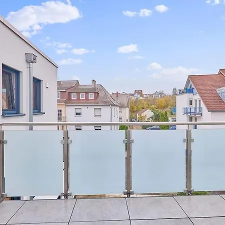 Zentral Und Ruhig Netflix Balkon Parkplatz شقة